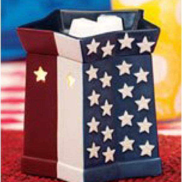 ✨❤️🤍💙Star Spangled Scentsy Warmer❤️🤍💙💡✨ - Picture 2 of 7